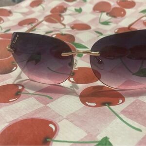 Guess Purple Gradient Sunglasses